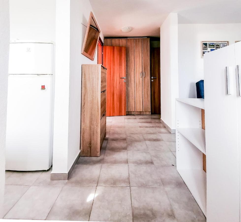 Apartments Siesta Tivat Exterior photo