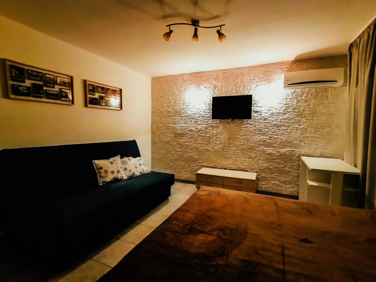 Apartments Siesta Tivat Exterior photo